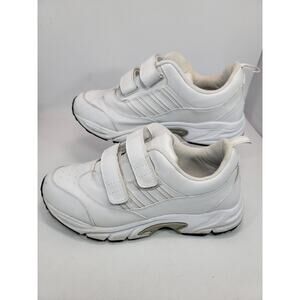 Qrew Men's Sneaker Size 11W (44862-02) Walker V-Strap White (Needs Insole)